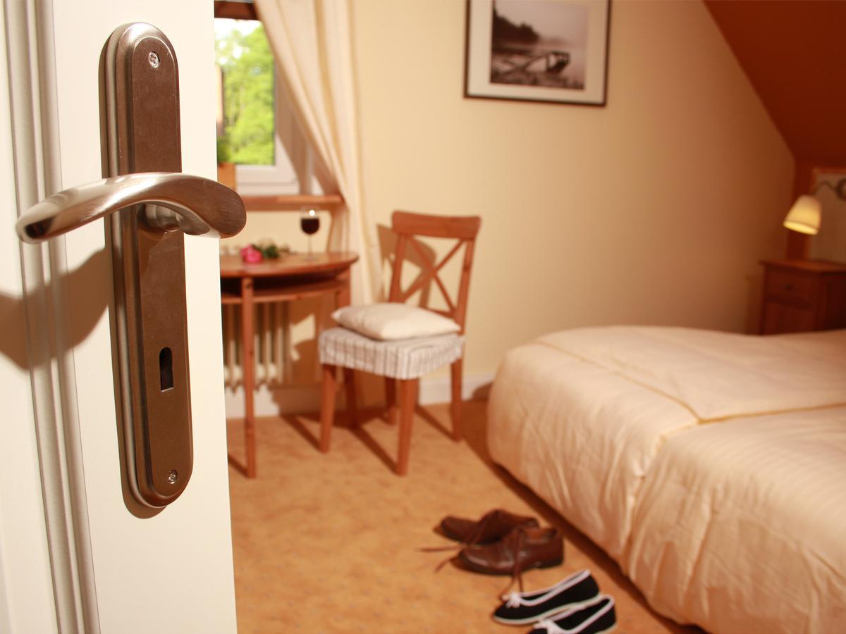 Landhaus Absalonshorst Hotel Groß Grönau Esterno foto