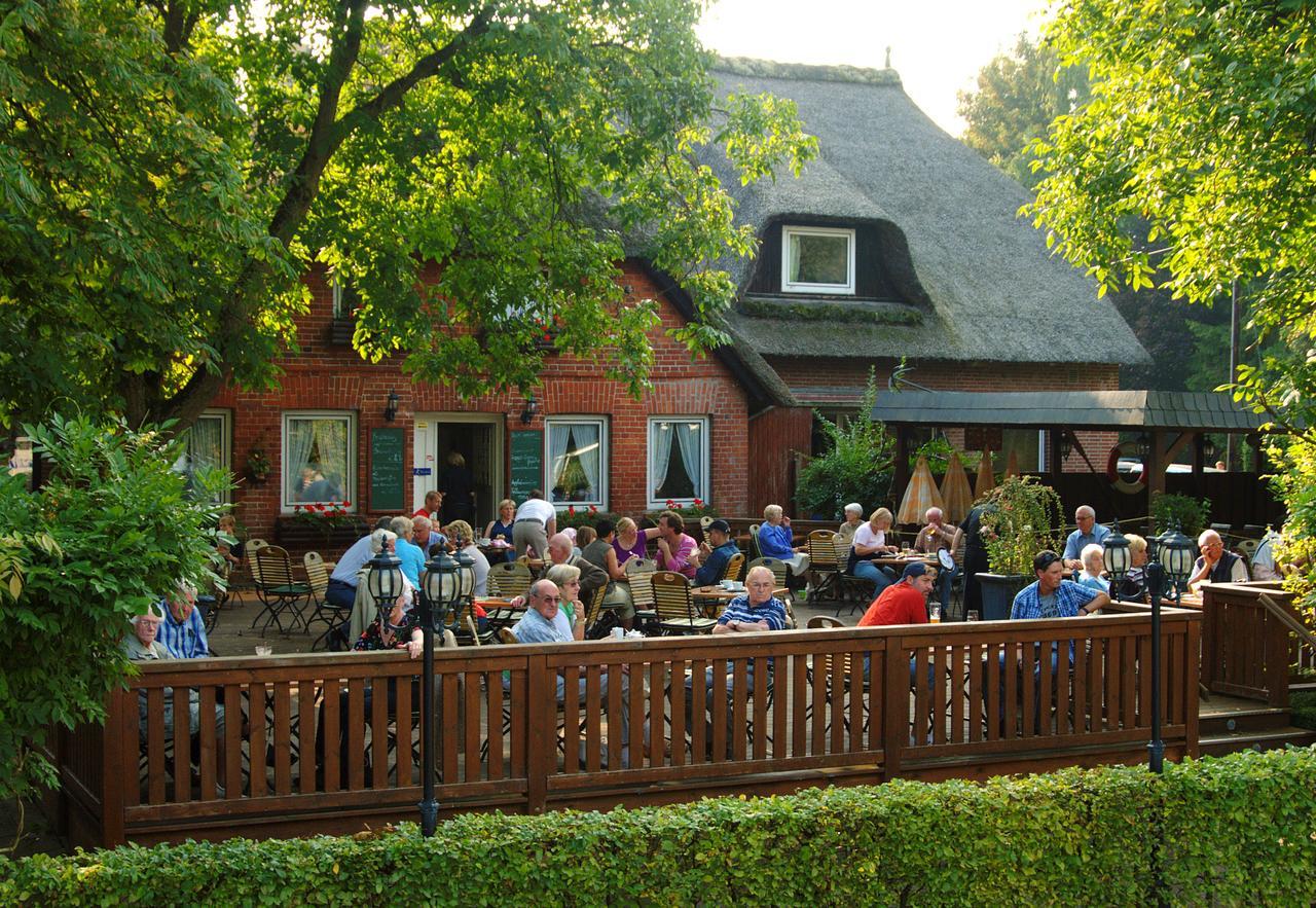 Landhaus Absalonshorst Hotel Groß Grönau Esterno foto